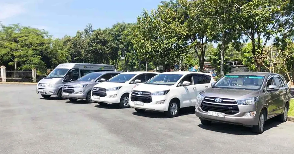 Đội xe Taxi Khu Vực